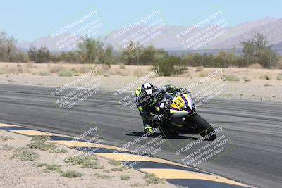 media/Oct-05-2025-CVMA (Sun) [[beeef4f201]]/Race 3-Amateur Supersport Middleweight/